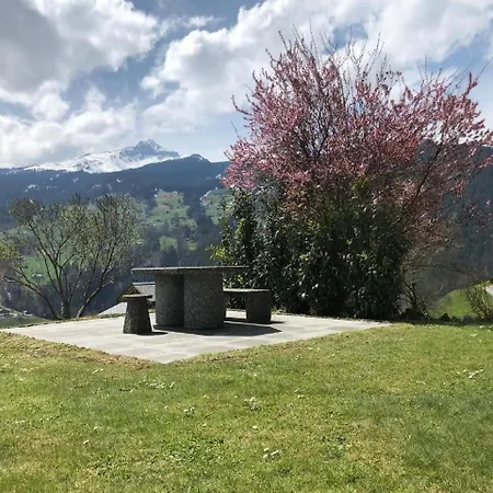 Burgstein, Enzian Apartment